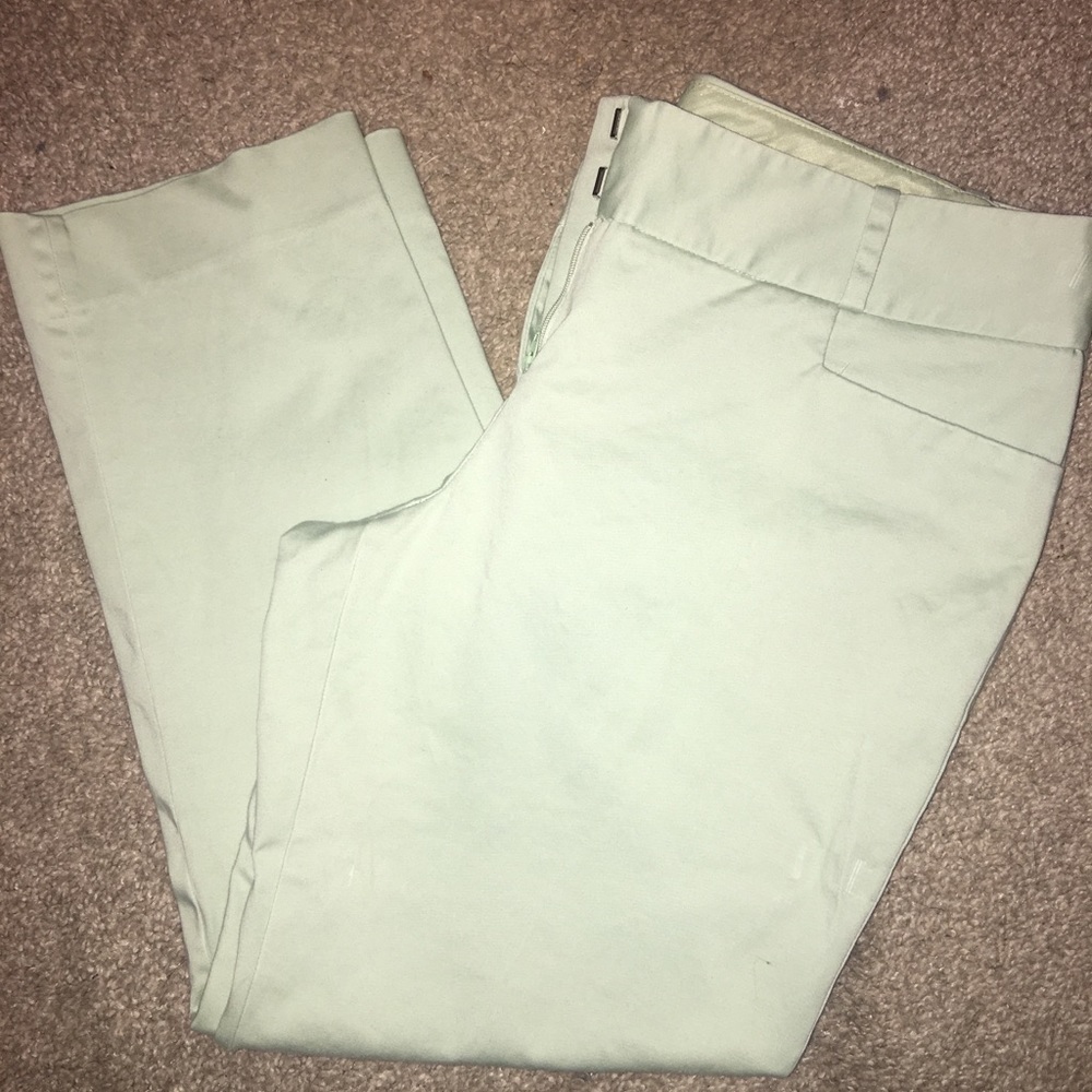 The Limited Drew Fit Capris, Size 12